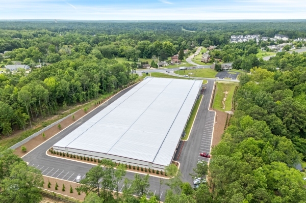 Facility photo: //images.sparefoot.com/medium/23724468891b9c526d3.jpeg