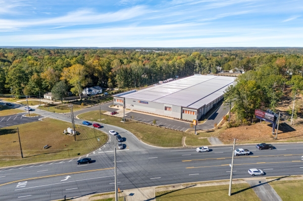 Facility photo: //images.sparefoot.com/medium/237244691df4b306c5a.jpg