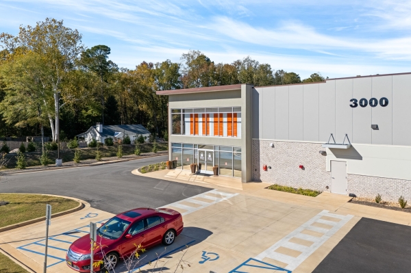 Facility photo: //images.sparefoot.com/medium/237244691df4b47ca89.jpg