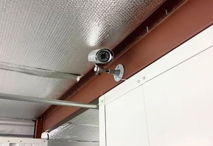 Facility photo: //images.sparefoot.com/medium/237247688b984d6913c.jpg