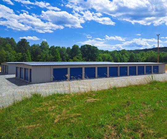 Facility photo: //images.sparefoot.com/medium/23727966a30206891c7.png