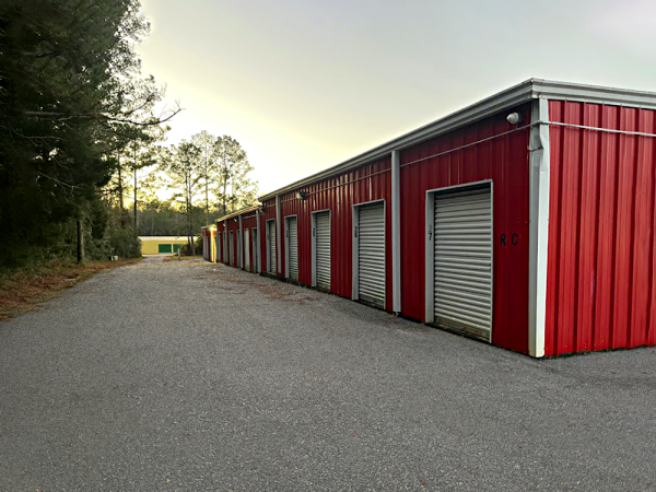Facility photo: //images.sparefoot.com/medium/23728966a274dc8787b.png