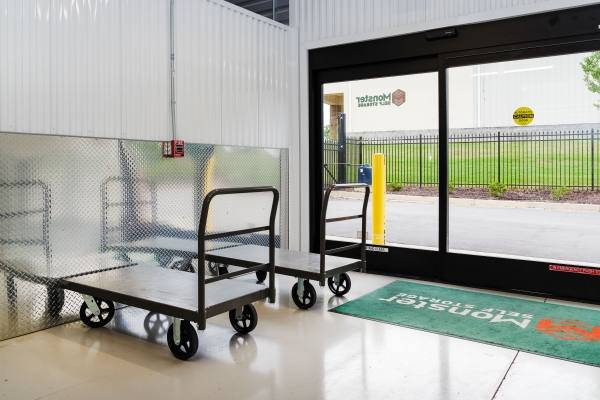 Facility photo: //images.sparefoot.com/medium/23729268aca86e4a542.jpg