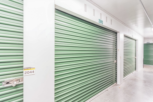 Facility photo: //images.sparefoot.com/medium/23740768962fd3c64b8.jpg