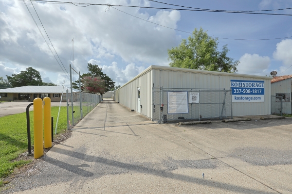 Facility photo: //images.sparefoot.com/medium/237436690ccb61a5d5e.jpg