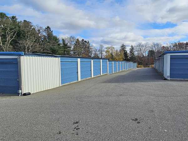 Facility photo: //images.sparefoot.com/medium/237477677d679732cd0.png