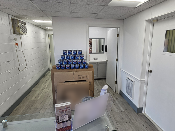 Facility photo: //images.sparefoot.com/medium/237477677d67d1c1b9b.png