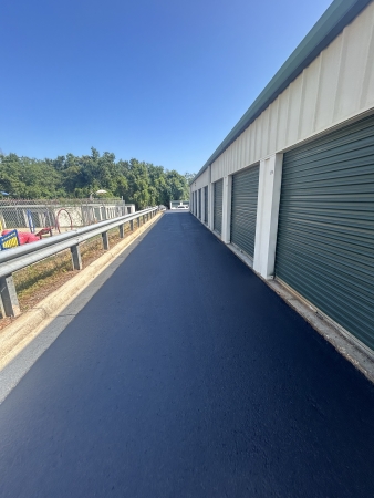 Facility photo: //images.sparefoot.com/medium/237531690a509d50603.jpg