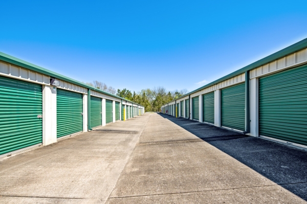 Storage Units at Go Store It - Murfreesboro - 851 East Jefferson Pike - 851 East Jefferson Pike
