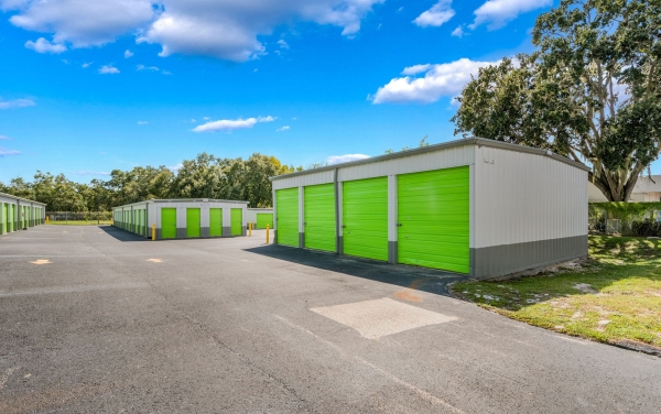 Facility photo: //images.sparefoot.com/medium/23759568da9b22edded.jpg