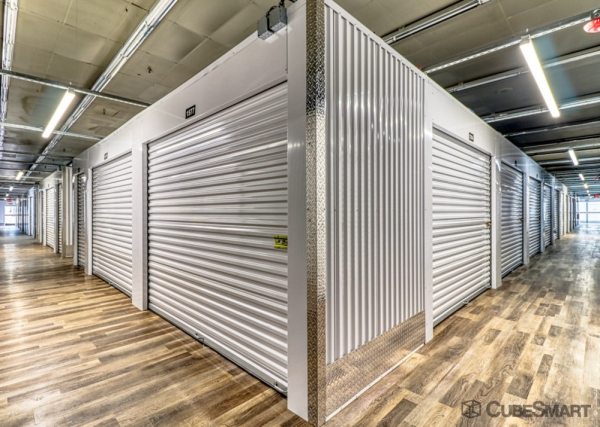 Facility photo: //images.sparefoot.com/medium/23761369df4c0a3734b.jpg