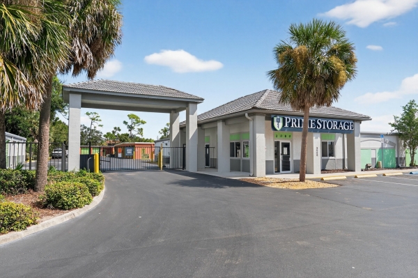 Facility photo: //images.sparefoot.com/medium/23762068f7816c0d989.jpg