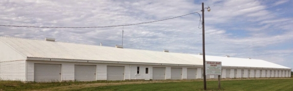 Facility photo: //images.sparefoot.com/medium/23763966c8b7521cd59.jpg