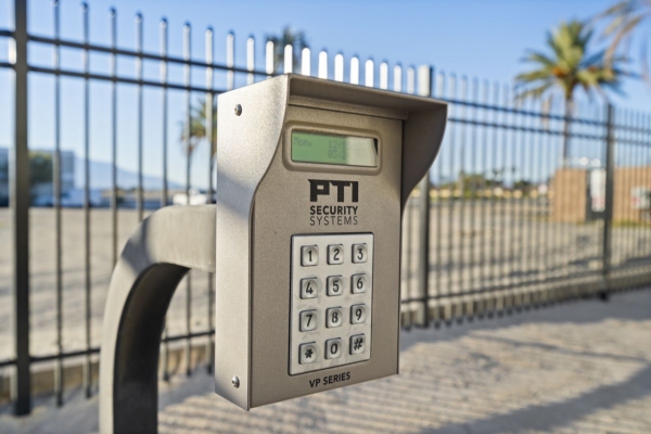 Facility photo: //images.sparefoot.com/medium/23764769943159df947.jpg