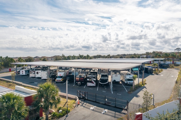 Facility photo: //images.sparefoot.com/medium/237667697b83ade50de.jpg