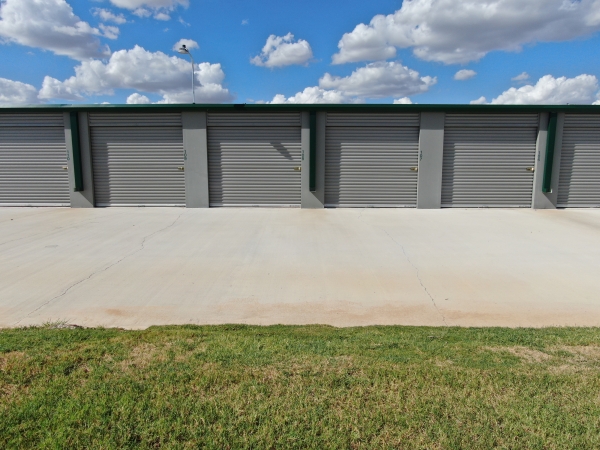 Facility photo: //images.sparefoot.com/medium/237694690e394de6e26.jpeg