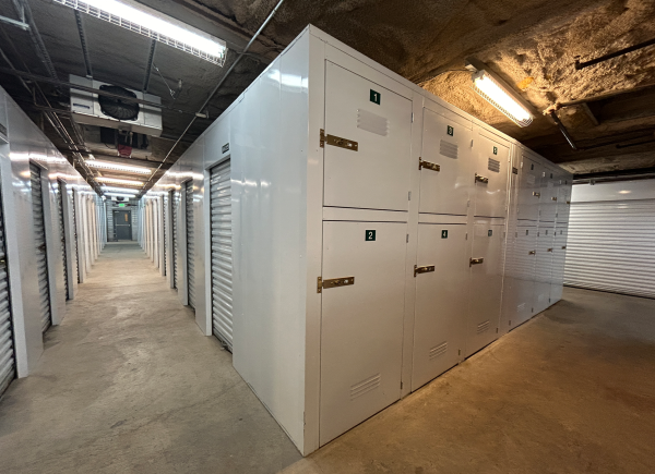 Facility photo: //images.sparefoot.com/medium/23775666d8b356596f6.png