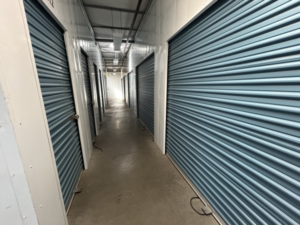 Facility photo: //images.sparefoot.com/medium/23775766d8cc865b927.jpg