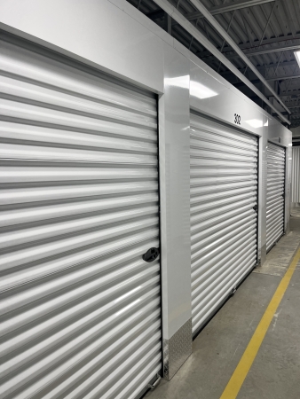 Facility photo: //images.sparefoot.com/medium/2377686708285f1e024.jpg
