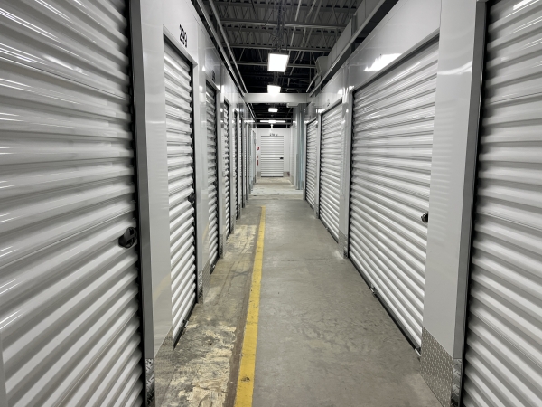Facility photo: //images.sparefoot.com/medium/2377686708318bbba36.jpg