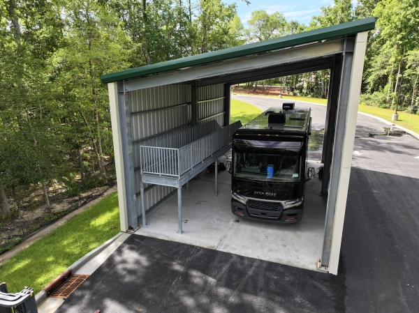 Facility photo: //images.sparefoot.com/medium/237773689e52927b449.jpg