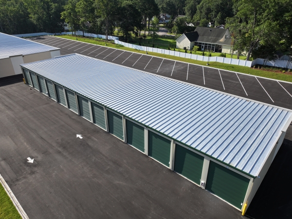 Facility photo: //images.sparefoot.com/medium/237773689e52939d509.jpg