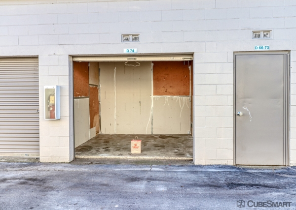 Facility photo: //images.sparefoot.com/medium/237774694504b59b06a.jpg