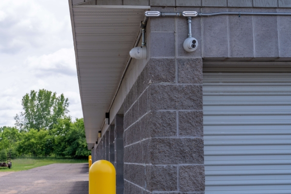 Facility photo: //images.sparefoot.com/medium/2377876914b8d11e1ae.jpg