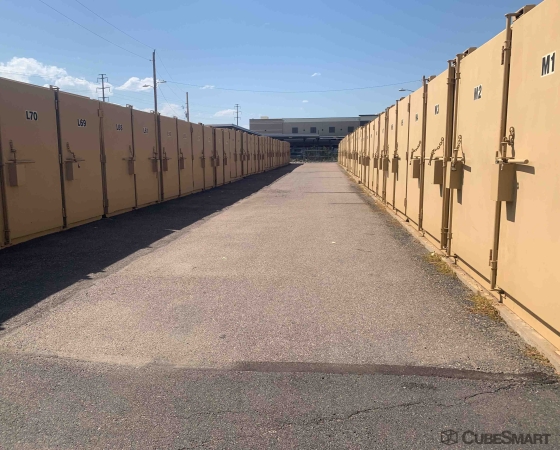 Facility photo: //images.sparefoot.com/medium/2377986883287aaa49d.jpg