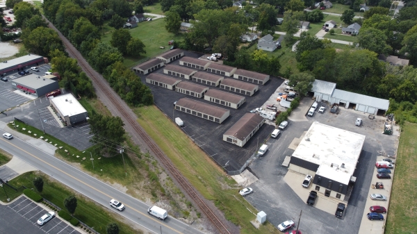 Facility photo: //images.sparefoot.com/medium/23780268c0467fcc227.jpg