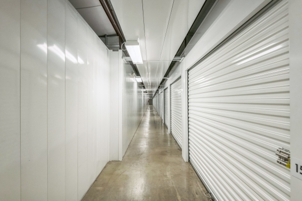 Storage Units at StorageMart - Kempsville Rd - 1940 Kempsville Road