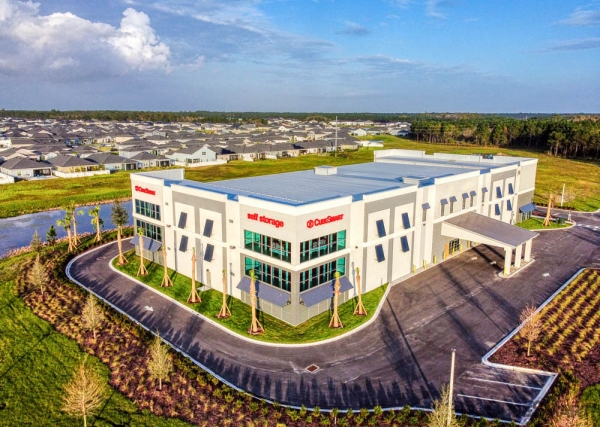 Facility photo: //images.sparefoot.com/medium/238003688333880c5f1.jpg