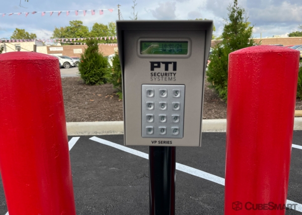 Facility photo: //images.sparefoot.com/medium/23804768834997aa302.jpg