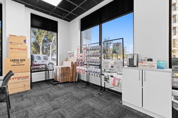 Facility photo: //images.sparefoot.com/medium/23807769544da4f414e.jpg