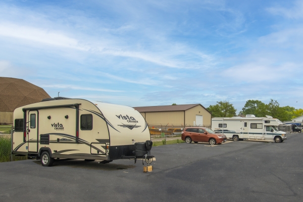 Facility photo: //images.sparefoot.com/medium/2380836862b7700a254.jpg