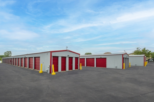 Facility photo: //images.sparefoot.com/medium/2380836862b78b38095.jpg