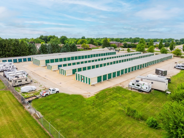Facility photo: //images.sparefoot.com/medium/238087688928ecee85c.jpg