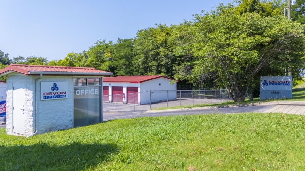 Facility photo: //images.sparefoot.com/medium/23808968892e2bb03cc.jpg