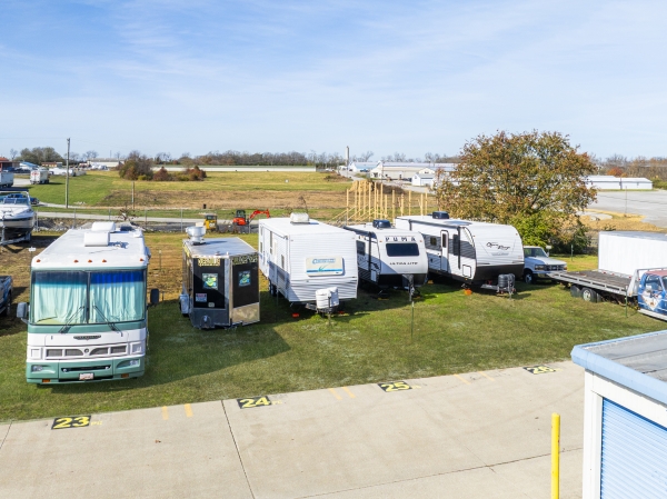 Facility photo: //images.sparefoot.com/medium/23809069668c8311891.jpg