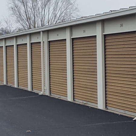 Facility photo: //images.sparefoot.com/medium/238091670433648ea91.jpg