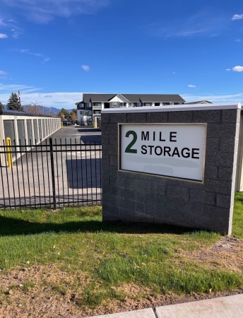 Facility photo: //images.sparefoot.com/medium/238110691b9b22a181e.jpeg