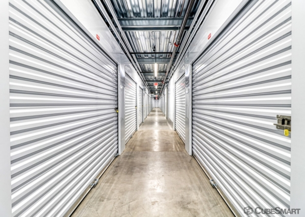 Facility photo: //images.sparefoot.com/medium/238186693a716b17a00.jpg