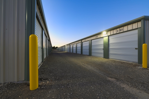 Facility photo: //images.sparefoot.com/medium/2382676877fe1d0ae8b.jpg