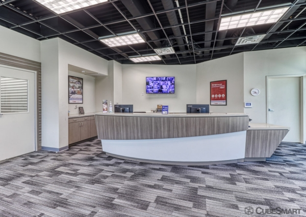 Facility photo: //images.sparefoot.com/medium/23832669034139e62b9.jpg