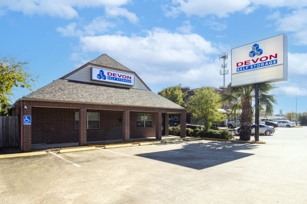 Storage Units at Devon Self Storage - 9275 - Gessner Rd - 1918 Gessner Road
