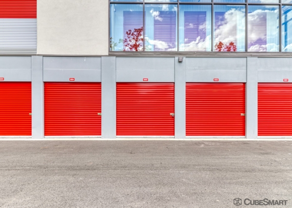Storage Units at CubeSmart Self Storage FL Gainesville NW13th St - 4404 Northwest 13th Street