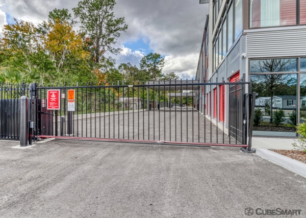 Storage Units at CubeSmart Self Storage FL Gainesville NW13th St - 4404 Northwest 13th Street
