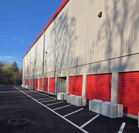 Facility photo: //images.sparefoot.com/medium/238470686f74ecc52cf.jpg