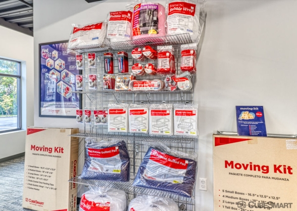 Facility photo: //images.sparefoot.com/medium/238470691ede592d223.jpg