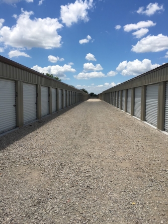 Facility photo: //images.sparefoot.com/medium/238482674e42ff20e25.jpg